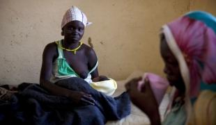 Maternité MSF à l'hôpital civil de Aweil Nord Bahr el Ghazal Sud Soudan janvier 2011.