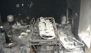 Hôpital de campagne détruit par les forces armées  Syrie mars 2012