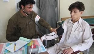 Triage aux urgences de l'hôpital de district de Timergara juin 2012