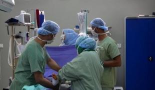 Chirurgie d'urgence hôpital d'Aden février 2013