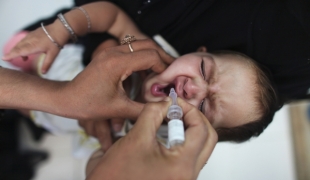 Vaccination orale contre la poliomyélite en Afghanistan