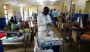 Près de 60% des admissions au projet de MSF à Aweil concernent des cas de paludisme