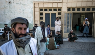 L'entrée de l'hôpital Boost en Afghanistan.