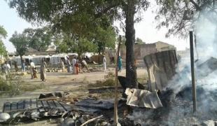 Rann Nigeria. Après le bombardement qui a fait au moins 52 morts et 120 blessés.