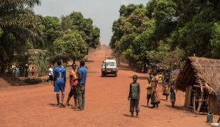 De violents combats ont éclaté tôt samedi matin dans la ville de Bangassou (province de Mbomou dans le sud est de la République centrafricaine). MSF appelle les groupes armés à mettre en place un cessez le feu pour que les blessés puissent accéder