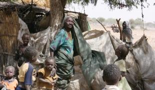 Personnes déplacées vivant à Muhajeria sud Darfour janvier 2008.