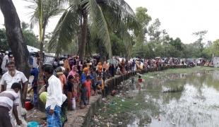 Réfugiés Rohingyas venant d'arriver au Bangladesh près de Teknaf après avoir fui le Myanmar. 6 septembre 2017. MSF