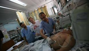 Rochelle lors de sa dernière formation en soins intensifs à Gaza.