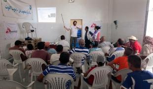 Wiet Vandormael et Ahmad Al Rousan pendant la partie théorique de la formation.