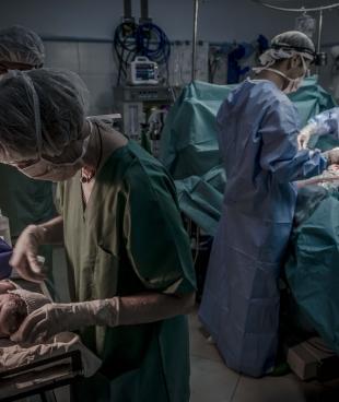 Acouchement à l'hôpital Béthany, à Tacloban, Philippines. Novembre 2013. Yann Libessart