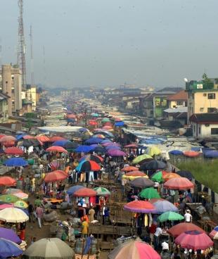 Le marché de Port Harcourt, Nigéria. Décembre 2011.