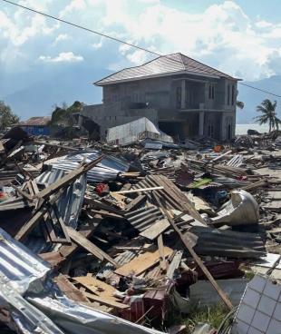 Indonésie le village de Talise détruit