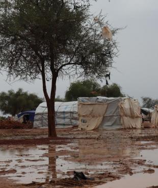 Vue d'un camp de personnes déplacées au Burkina Faso. 2021.