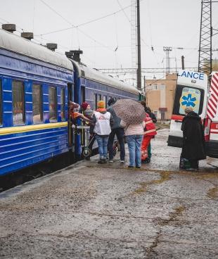 Arrivée du train médicalisé à Lviv. 1er avril 2022. Ukraine.