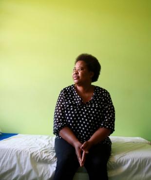 Poppy Makgobatlou été victime d'abus de la part de son mari a été prise en charge par MSF dans un "centre de santé Kgomotso".