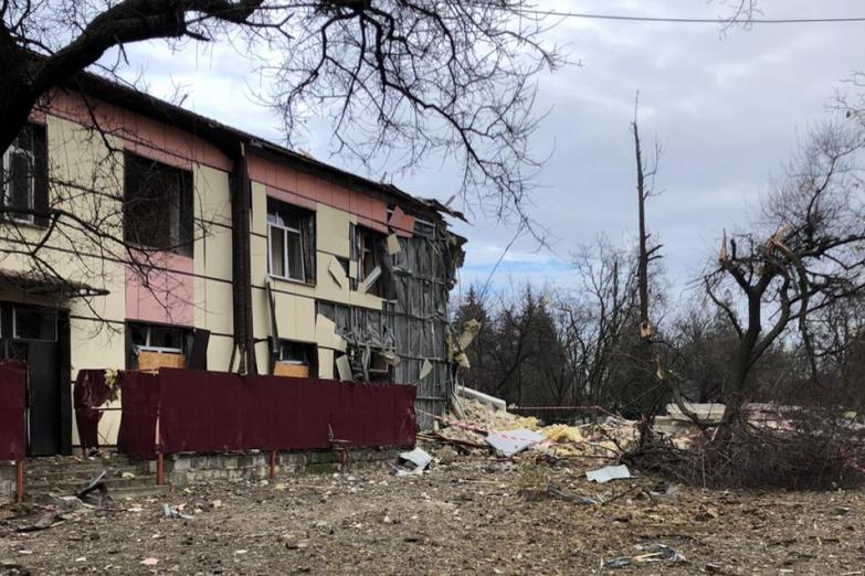 Vue de l'hôpital de Selydove touché par deux missiles le 20 novembre 2023. Ukraine.