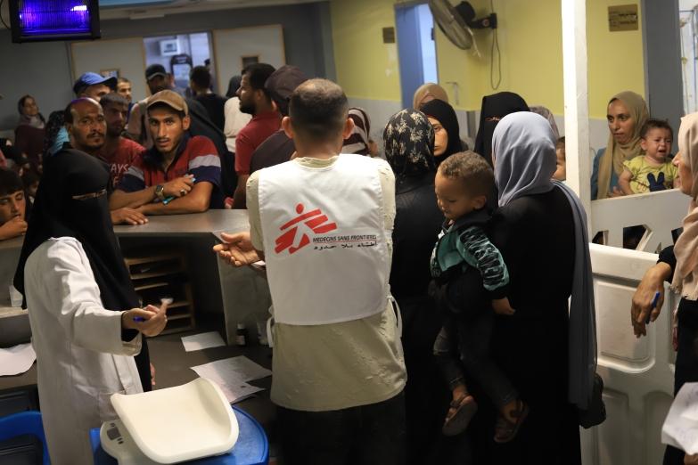 Gaza : MSF dénonce l'attaque israélienne à Nasser, ciblant une nouvelle fois les journalistes et les soignants 