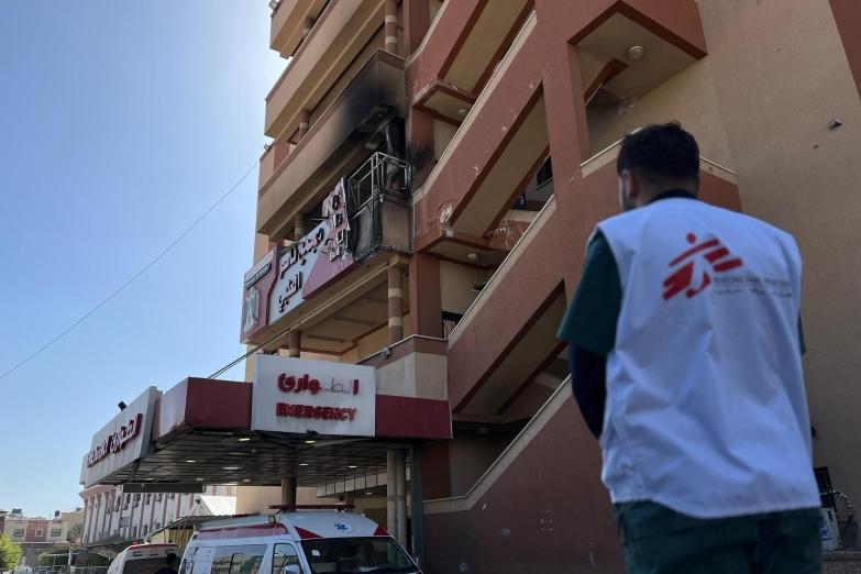 Une frappe israélienne à l'hôpital Nasser