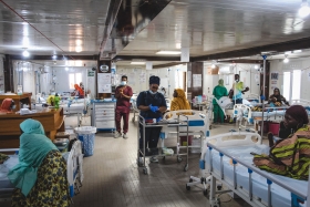 Vue de l'unité de soins intensifs du centre thérapeutique nutritionnel MSF de Maiduguri. État de Borno. Nigeria. 2022. 