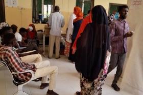 Scènes de l’hôpital du Sud, El Fasher, Darfour Nord, où de nombreuses personnes ont été blessées dans les combats.