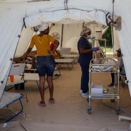 Le centre de traitement du choléra de MSF à Cité Soleil