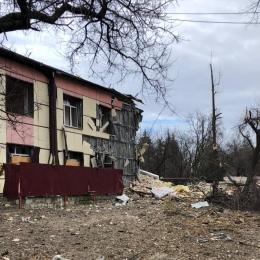 Vue de l'hôpital de Selydove touché par deux missiles le 20 novembre 2023. Ukraine.