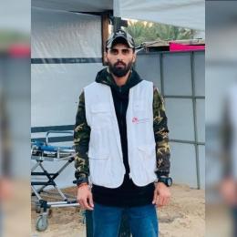 Abdullah était hygiéniste avec MSF, il a été tué par les forces israéliennes alors qu'il tentait de récupérer des sacs de farine sur un camion d'aide humanitaire, le 3 juillet 2025, Gaza.