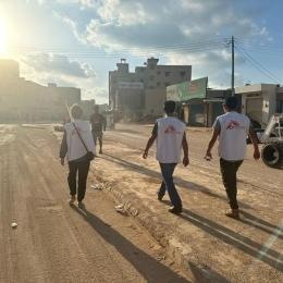 Des équipes MSF lors d'une évaluation à Derna.