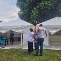 Des membres des équipes MSF dans la zone de santé de Massala en Zambie, dans le cadre de la réponse à l'épidémie de choléra. 2024.