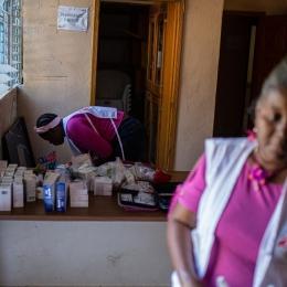 Médicaments dans une clinique mobile de MSF dans le quartier de Bel Air, Haïti.