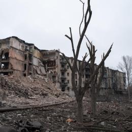 Ukraine : MSF dénonce la destruction méthodique et délibérée du système de santé par la Russie