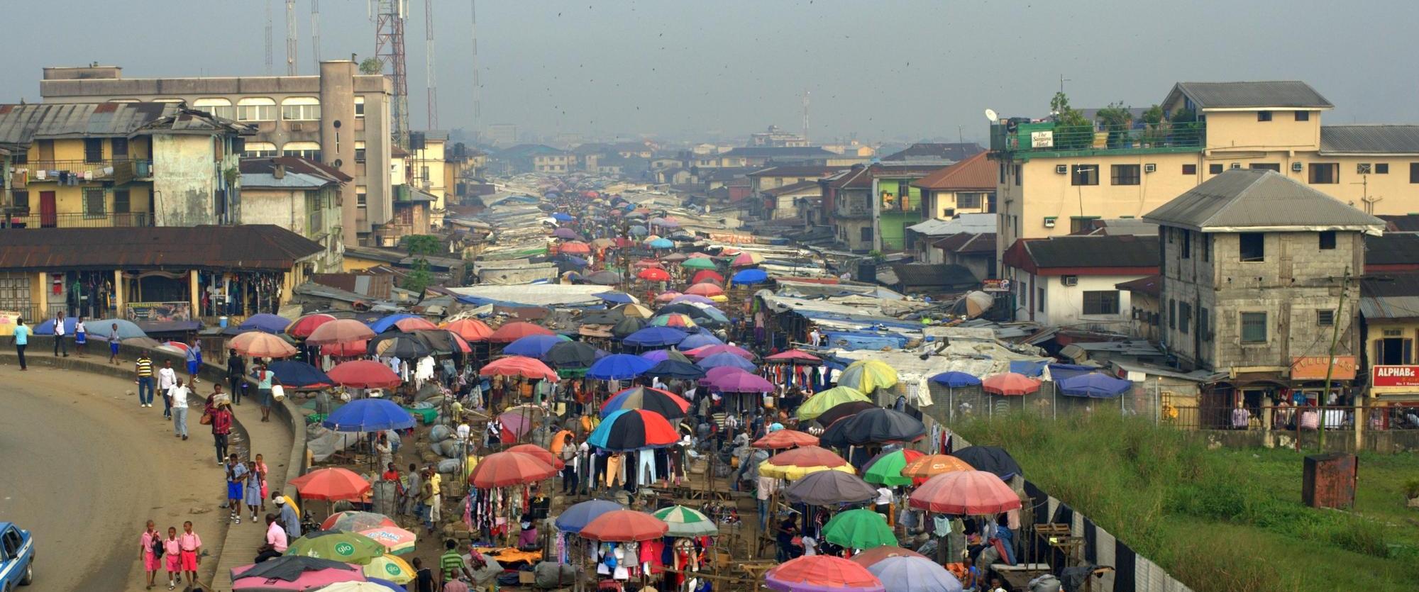 Le marché de Port Harcourt, Nigéria. Décembre 2011.