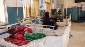 Des enfants touchés par la rougeole, pris en charge par MSF en Somalie. 2022.