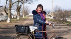 Iryna dans son village en février 2023. Ukraine.