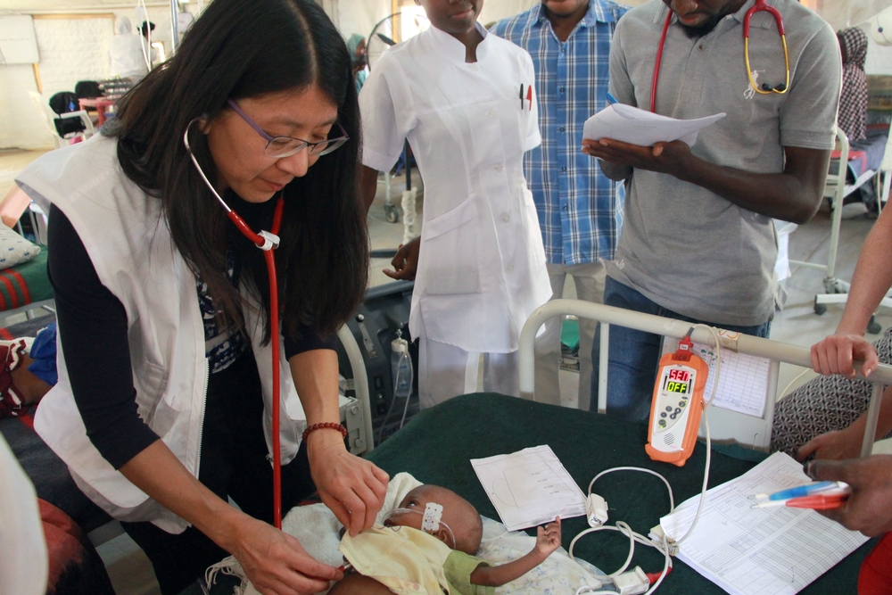 Dr Joanne Liu lors d'une visite à Maïduguri, au Nigeria, en 2016. © SamuelMalik/MSF